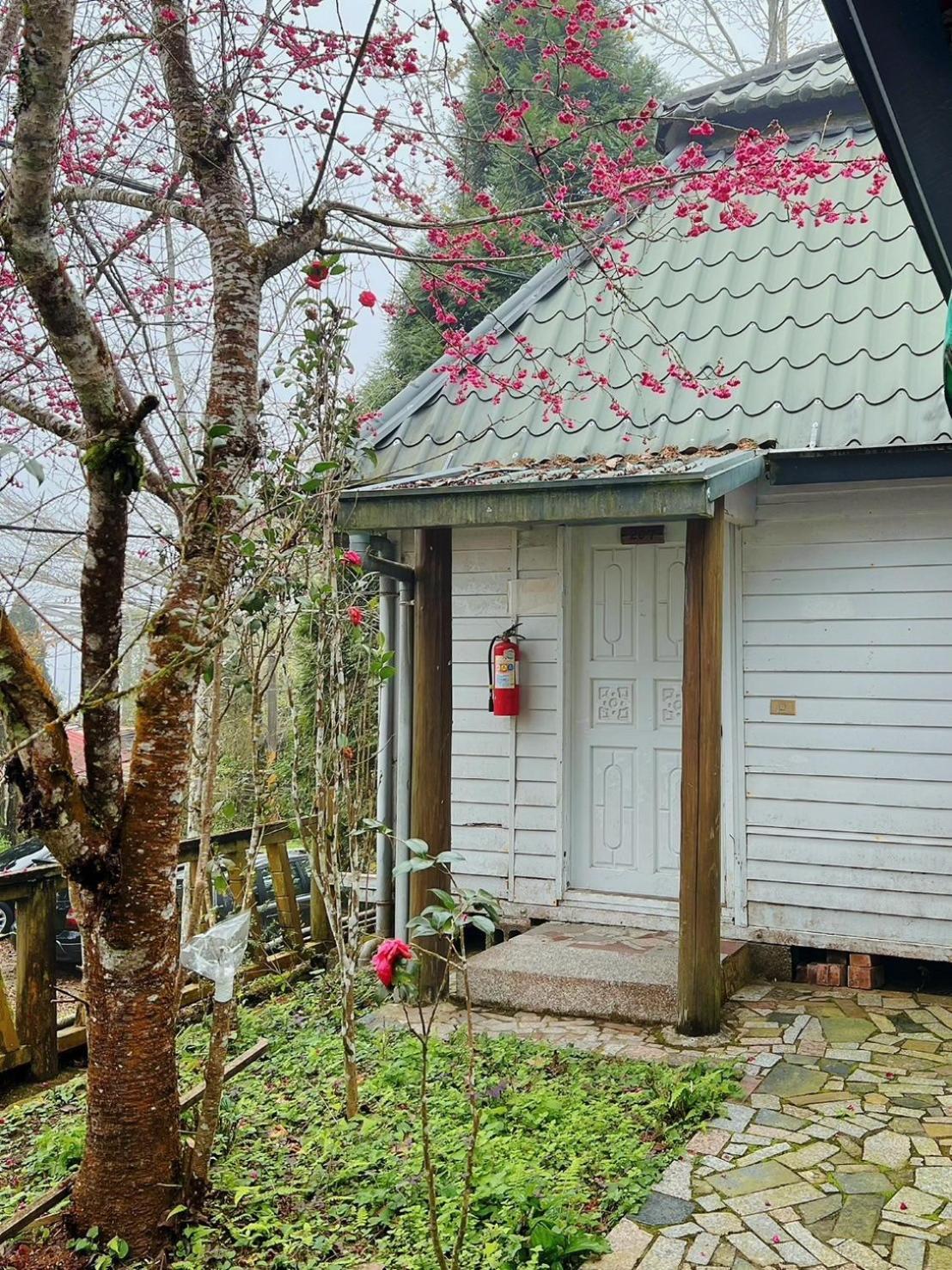 Gemlu Villa Luku Kültér fotó