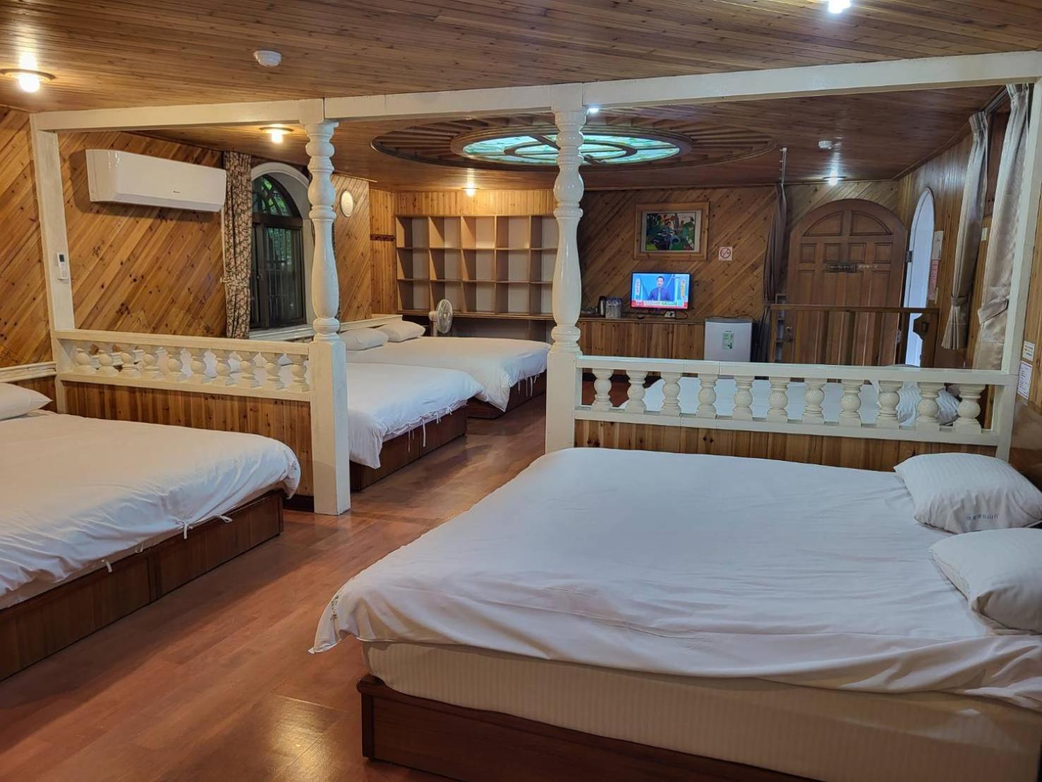 Gemlu Villa Luku Kültér fotó