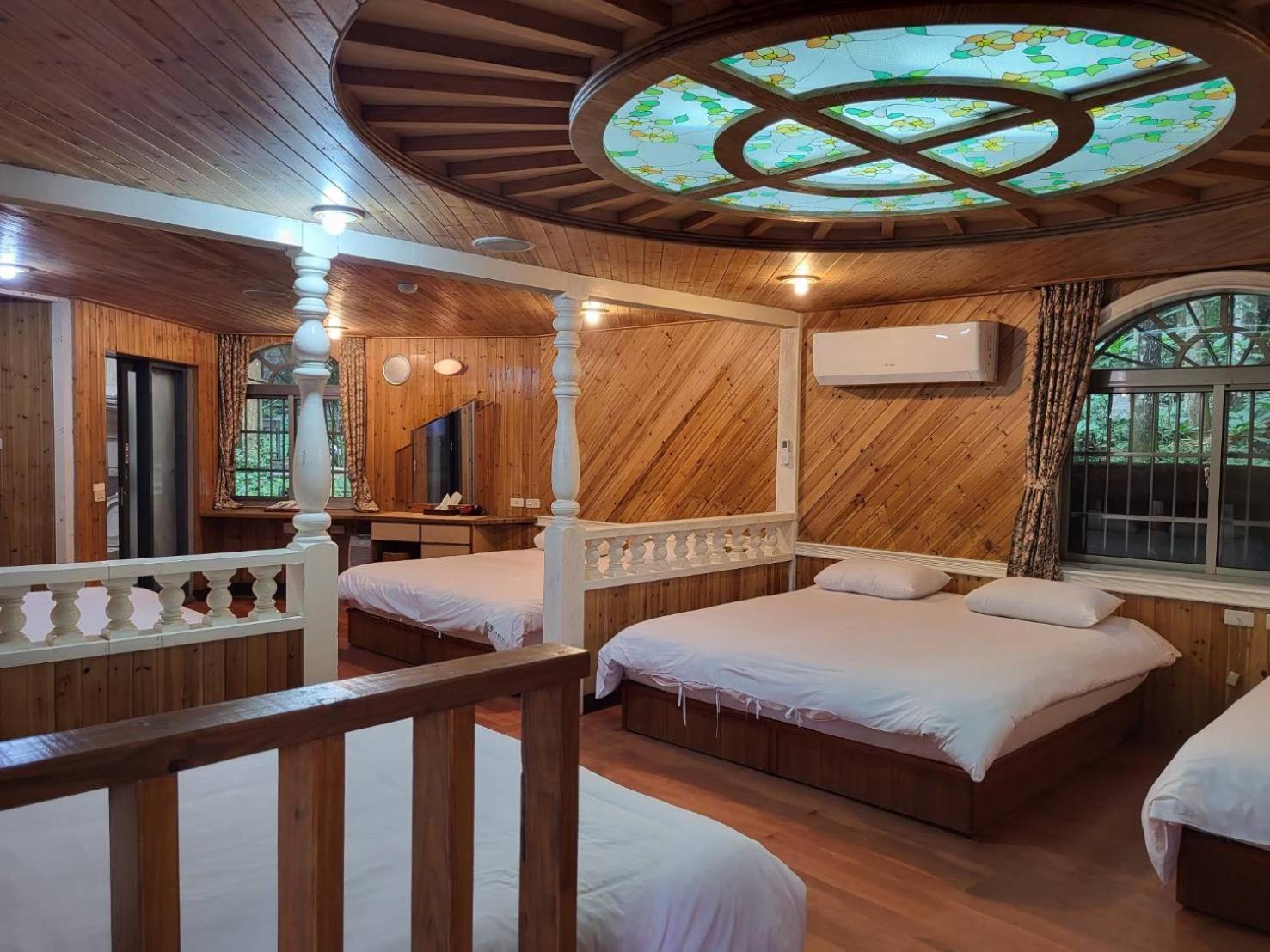 Gemlu Villa Luku Kültér fotó