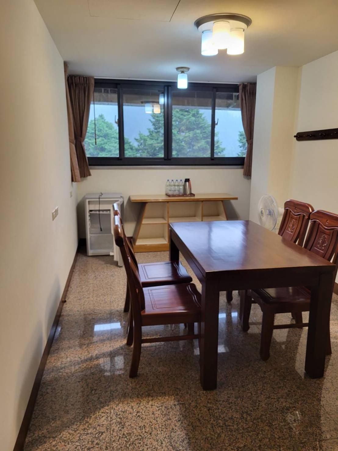 Gemlu Villa Luku Kültér fotó